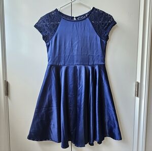 Calvin Klein Girls Navy Blue Fit and Flare Satin Dress w Lace Cap Sleeve Size 12